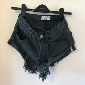 One Teaspoon Bandits Shorts Size 22